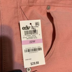 Women’s size 22 pink capri’s by style and co NEW